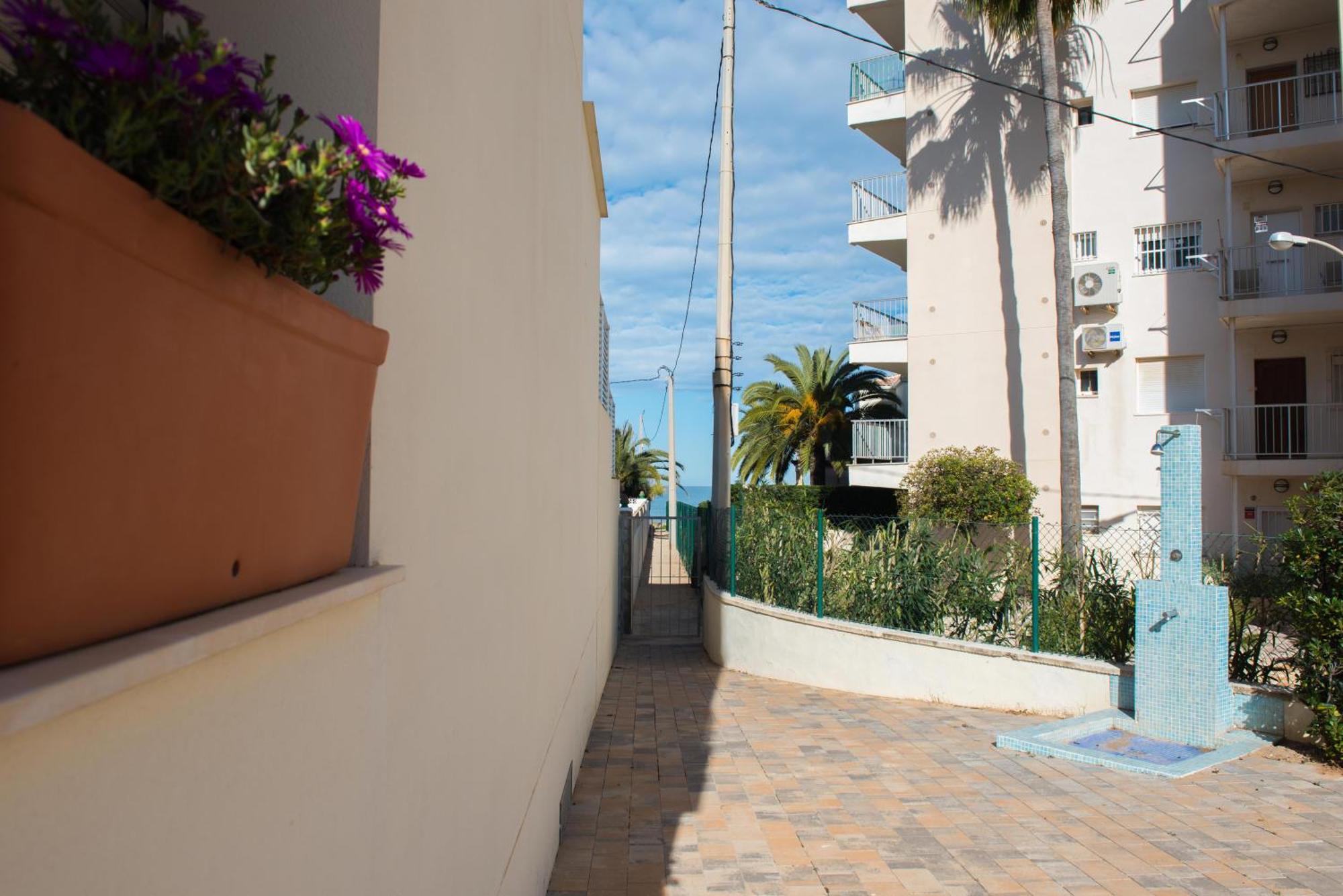 Marina A3 Apartment Denia Bagian luar foto